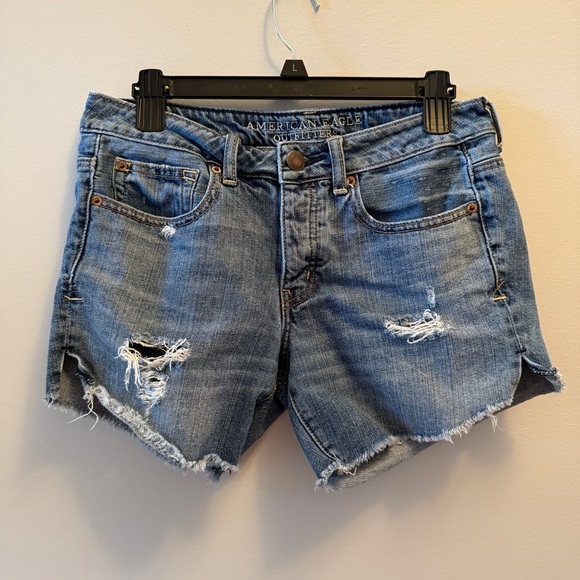 American Eagle Outfitters Blue Distressed Jean Shorts - Picture 1 of 4